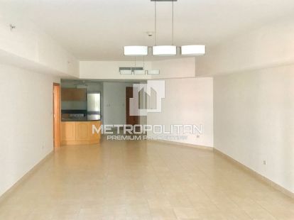 Ready to Move in | Prime Location | Huge 1 BR - 95000Dh - Ref: 9350 photo 3