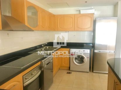 Ready to Move in | Prime Location | Huge 1 BR - 95000Dh - Ref: 9350 photo 7