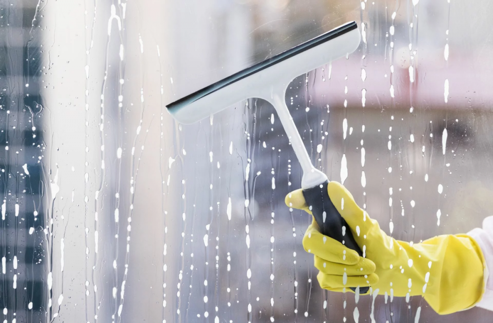 Window cleaning of houses and buildings - Ref: 10306 photo 1