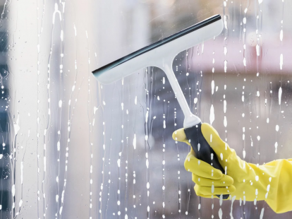 Window cleaning of houses and buildings - Ref: 10306 photo 1
