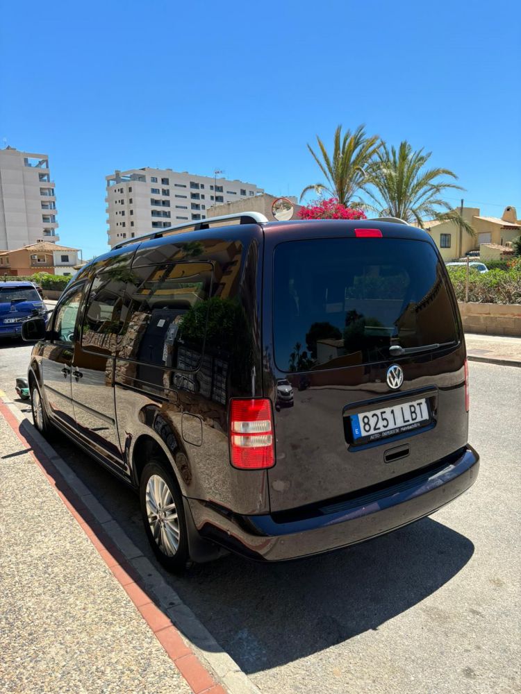 Купить Volkswagen Multivan 7-местный - 14950€ - Ref: 10912 фото 2