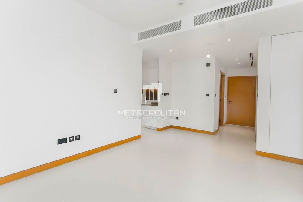 Vida Marina | Spacious 2BR | Brand New - 230000Dh - Ref: 11471 photo 2