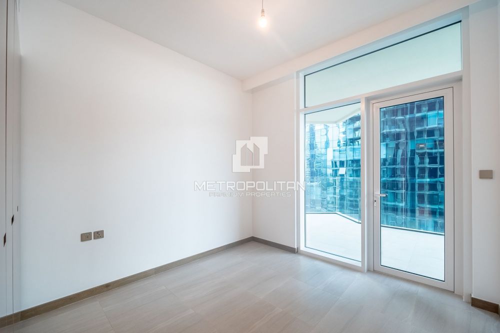 High Floor | Canal View | Spacious with Balcony - 165000Dh - Ref: 11587 photo 13