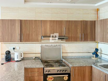 Move in Ready | Furnished | Prime Location - 85000Dh - Ref: 11938 photo 3