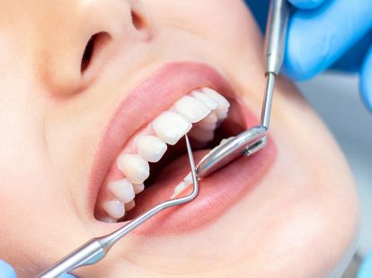 Professional dental treatment - Ref: 11941 photo 1