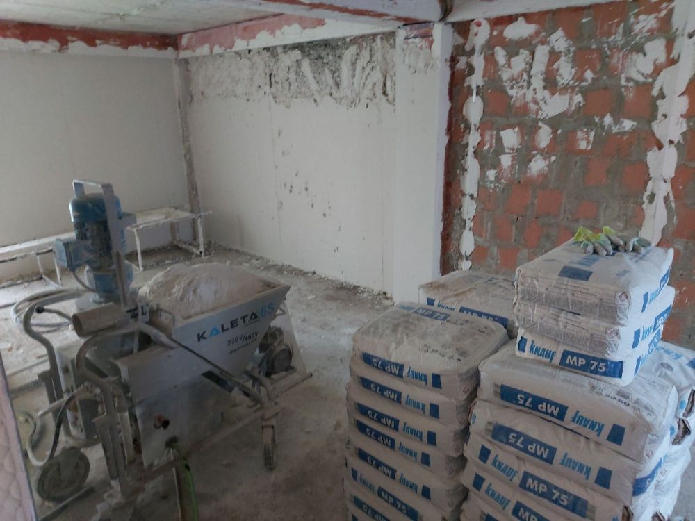 Профессиональная полусухая стяжка пола - Ref: 11968 фото 1