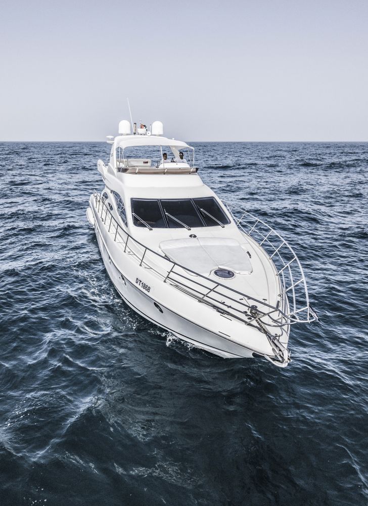 Аренда яхты  Azimut 