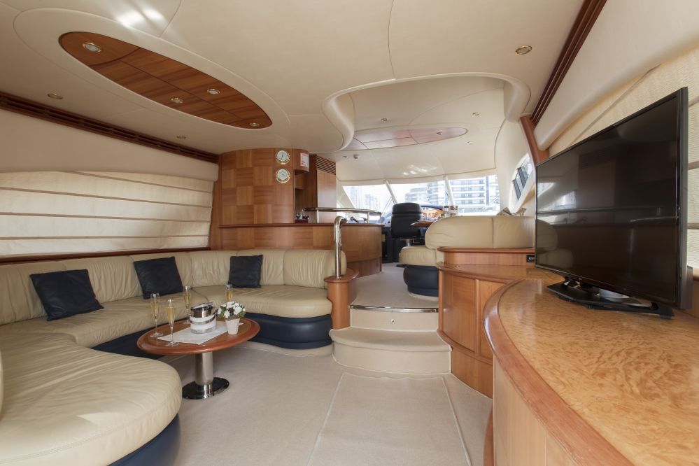 Аренда яхты  Azimut 