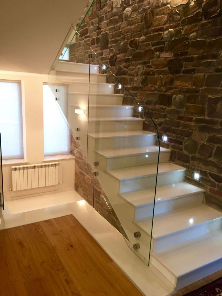 Custom onyx stairs - Ref: 1179 photo 2