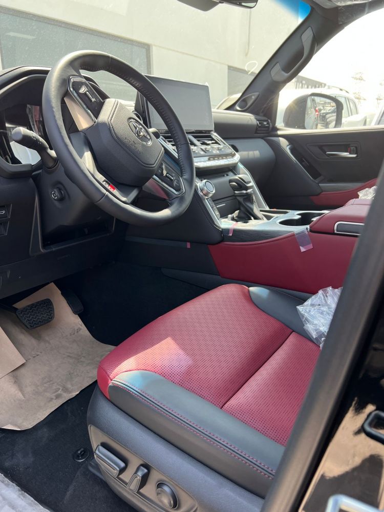 Купить Toyota Land Cruiser 300 GR SPORT - 118500€ - Ref: 1185 фото 3