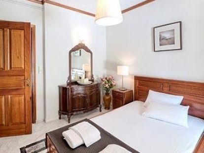 Rent a villa  with a swimming pool on the 1st line of the sea - Ref: 681 photo 8