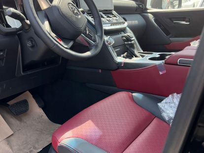 Купить Toyota Land Cruiser 300 GR SPORT - 118500€ - Ref: 1185 фото 3